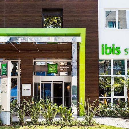 Ibis Styles Porto Alegre Centro -5 Minutos Da Rodoviaria E Do Moinhos De Vento Hotel Bagian luar foto